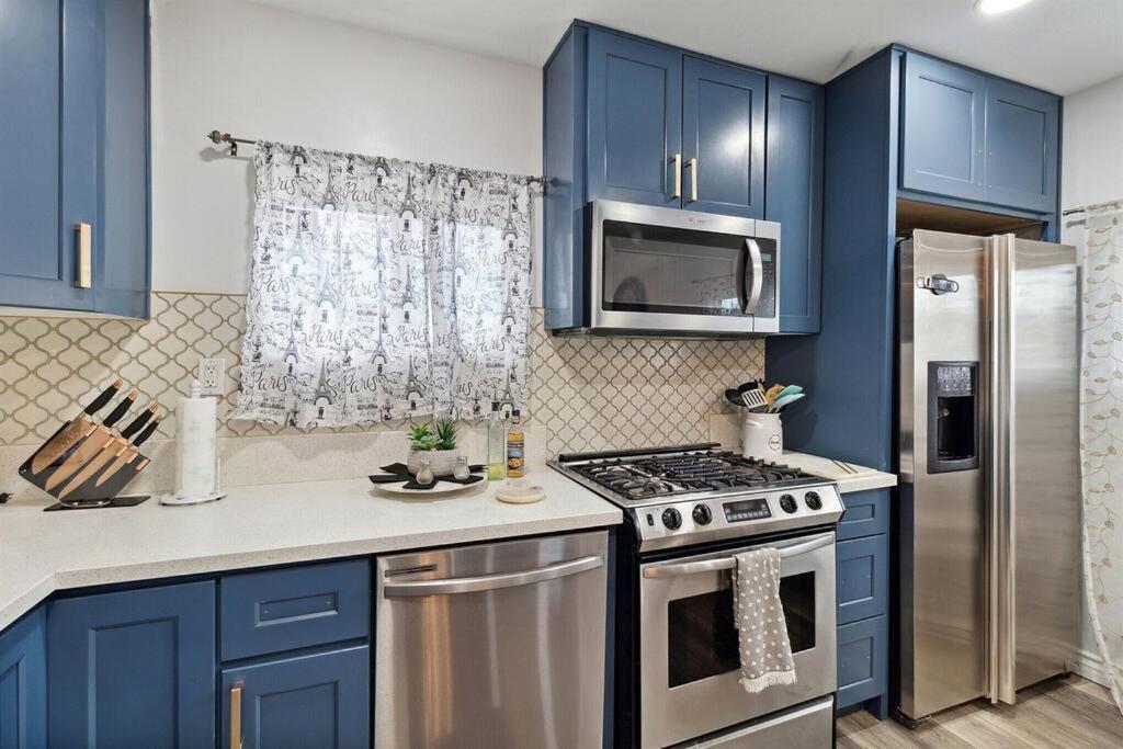 פאלמדייל Modern City Ranch 3 Bdrm Family Home Access By Dirt Road מראה חיצוני תמונה