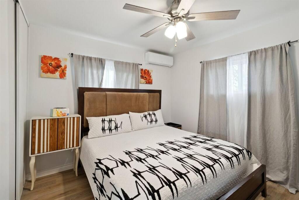 פאלמדייל Modern City Ranch 3 Bdrm Family Home Access By Dirt Road מראה חיצוני תמונה